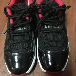 Size 4 boys Jordan sneaker